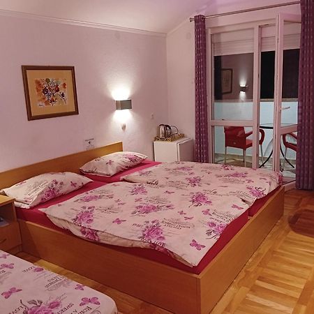 Vila Centar Trebinje Esterno foto