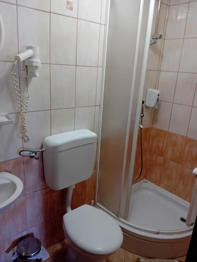 Vila Centar Trebinje Esterno foto