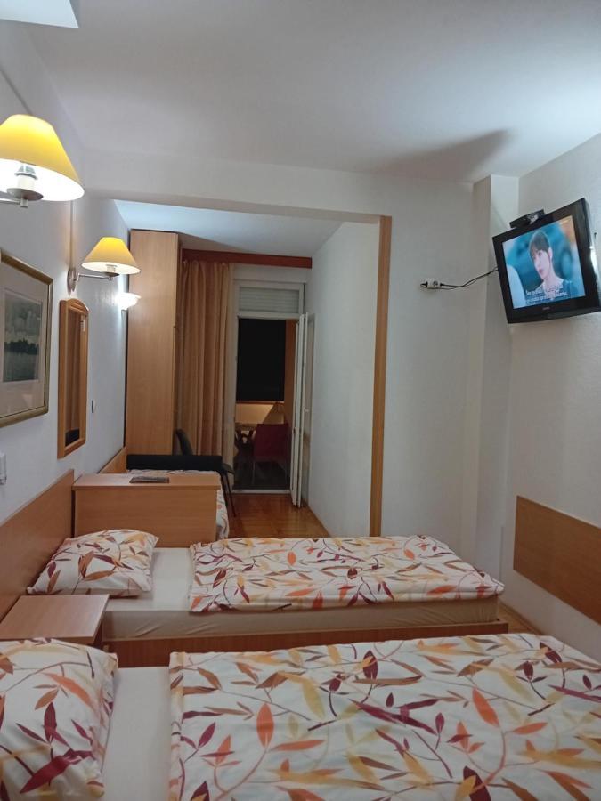 Vila Centar Trebinje Esterno foto