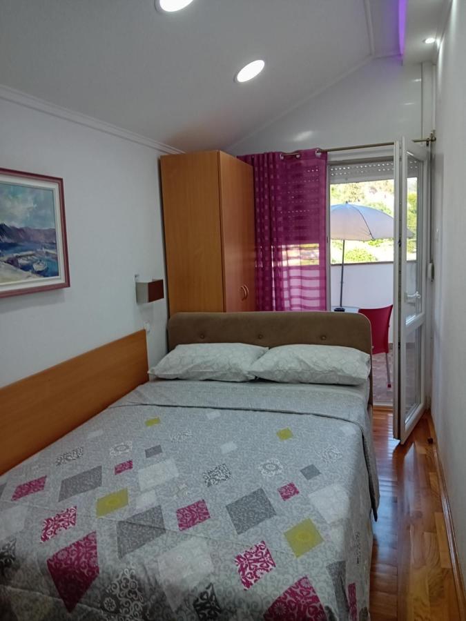 Vila Centar Trebinje Esterno foto