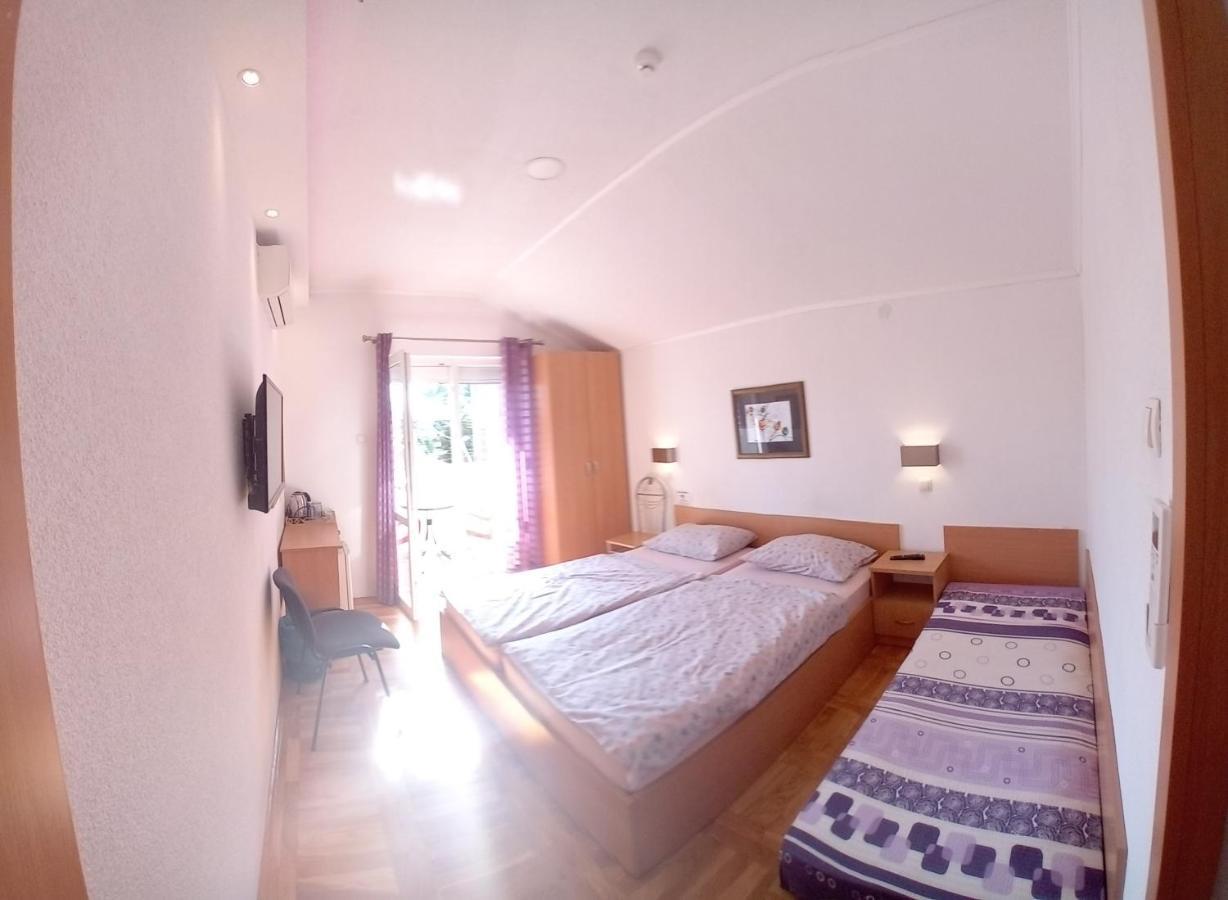 Vila Centar Trebinje Esterno foto